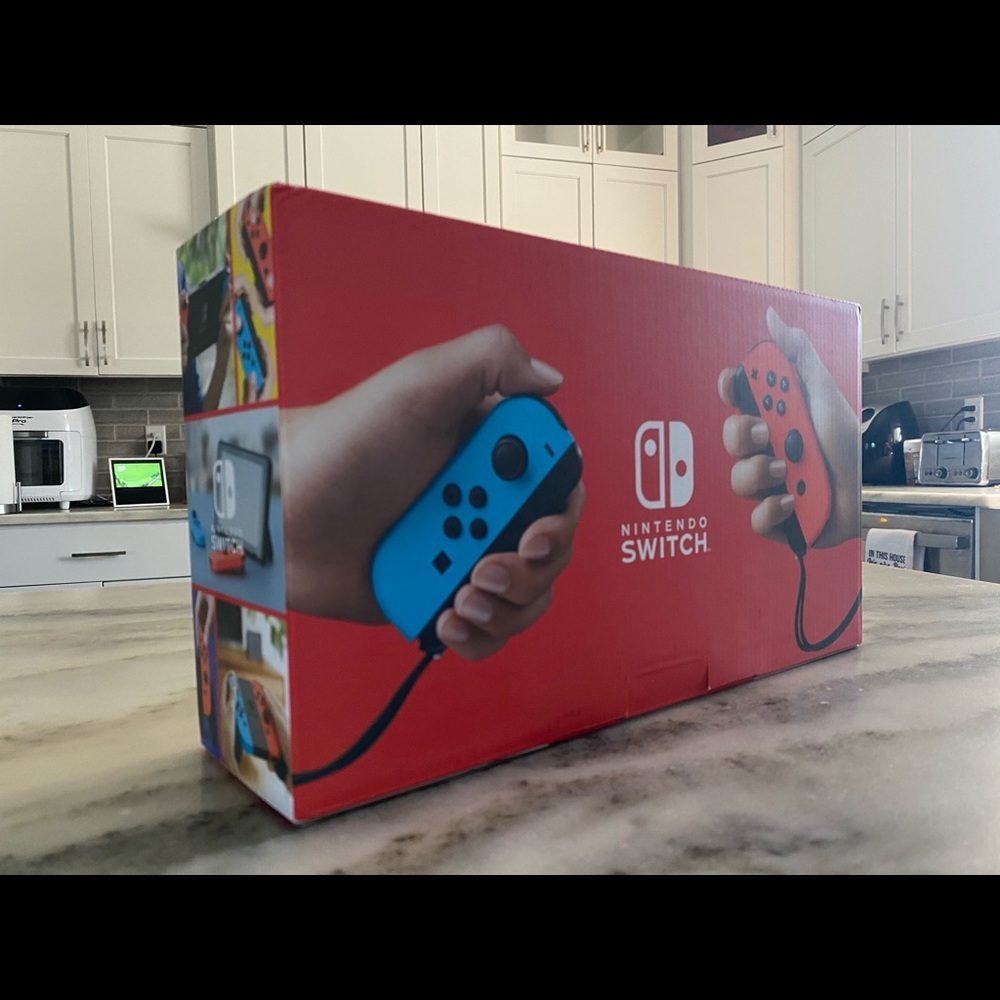 nintendo switch - Picture 2 of 3